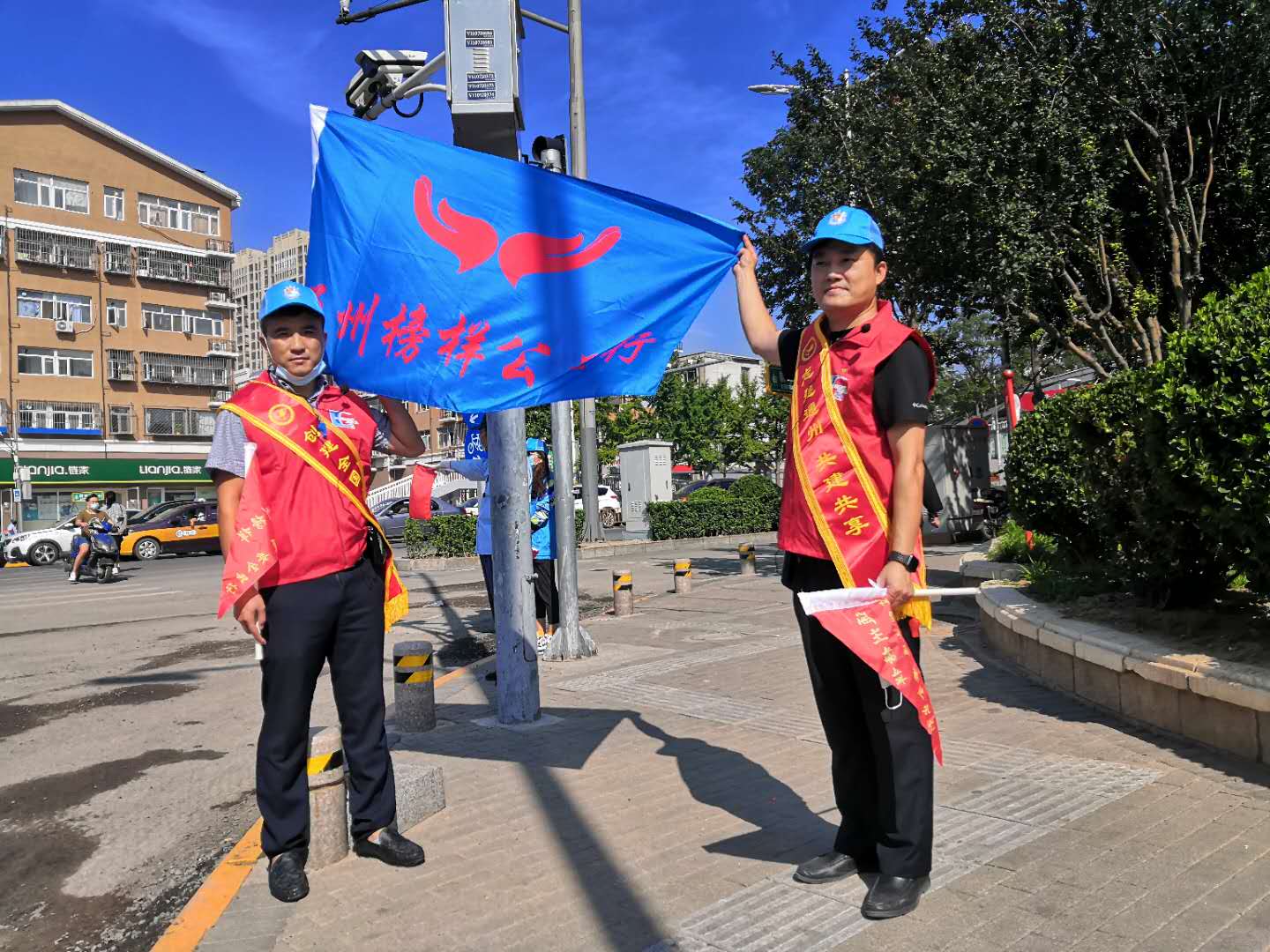 <strong>女人被操好爽好爽视频</strong>